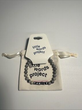 Little Words Project ‘FAMILY' Men Beaded Bracelet Color Gray Size ML